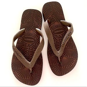 Havaianas flip flops